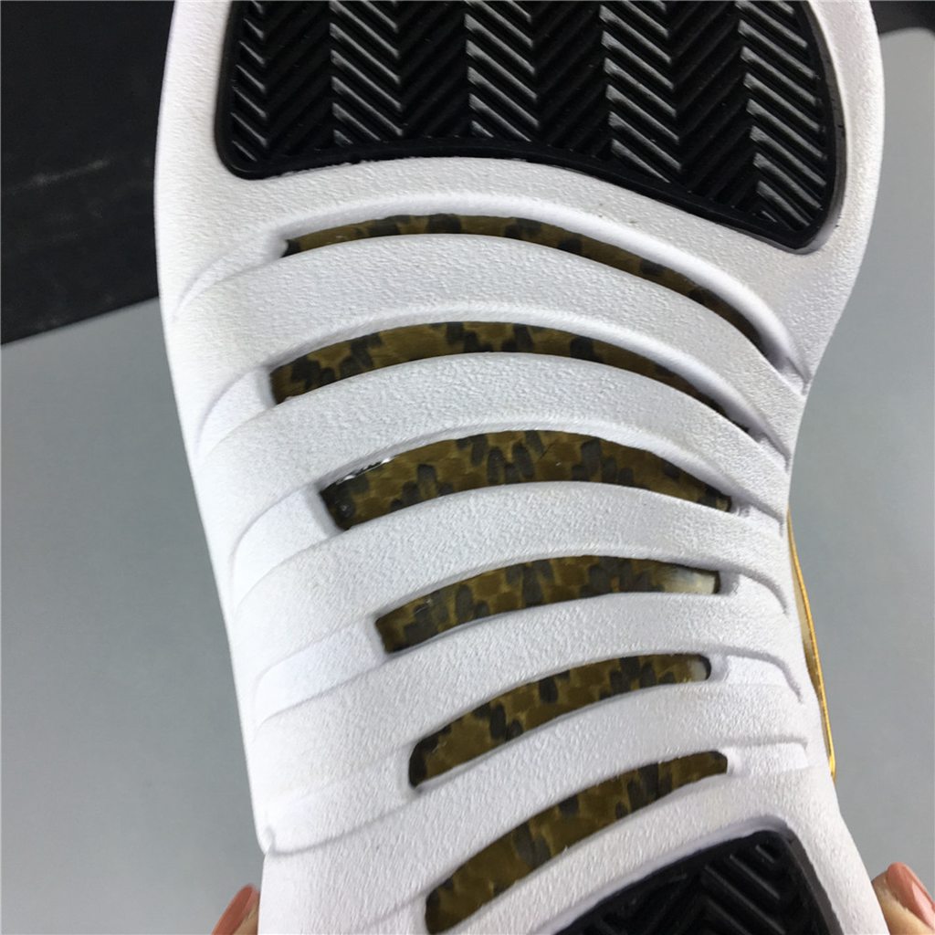 Wings Air Jordan 12 WMNS AO6068-007